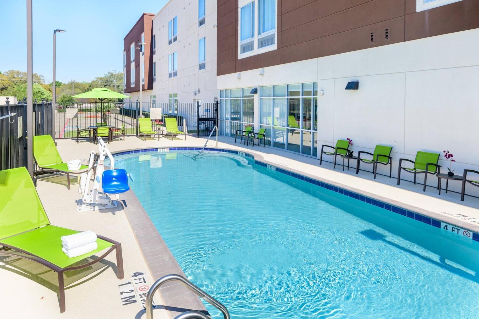 Springhill Suites Houston Pearland Esterno foto
